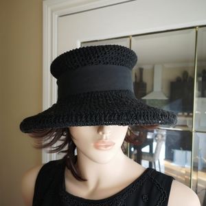 Bucket crochet hat